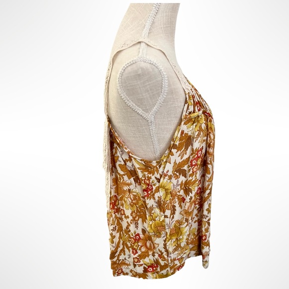 Rachel Zoe Floral Top - Picture 5 of 8